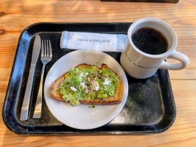 アボカドトースト 実際の画像